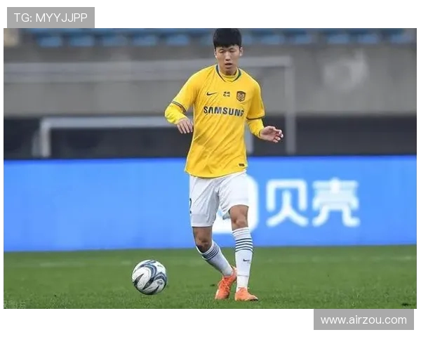 喜讯！申花功勋后腰队长可能成三镇教练组新黑马，曾多次入选国足